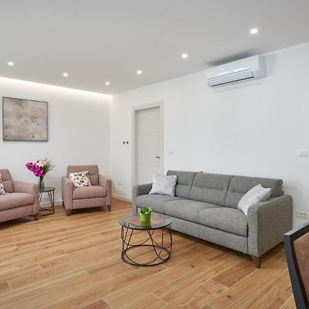 Newly Renovated Apt. Near To Entrance To Old Town Dubrovnik Exterior foto